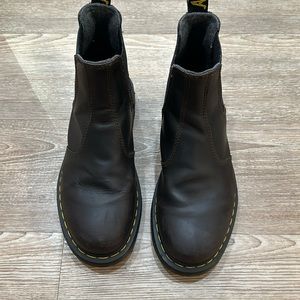 Dr Martens Chelsea boots winter grip color dark burgundy perfect condition